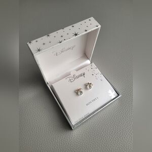 NWT Disney Minnie Mouse Bowtiful Earrings One Pair